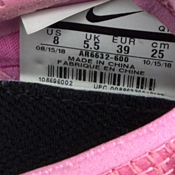 Pink Nike Women’s  Vapormax Shoes - Picture 7 of 10